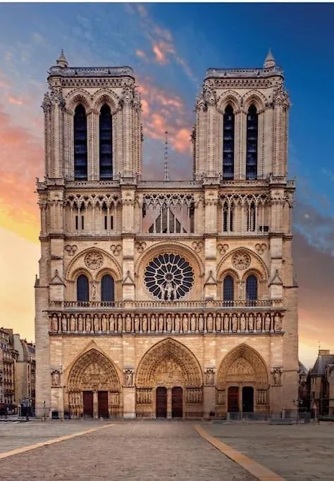Paris Cocooning A 5 Minutes De La Gare Du Nord Apartment France